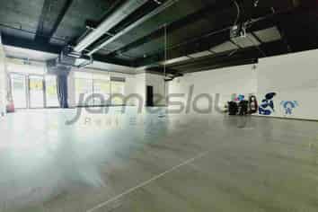 High Profile Albany Retail
