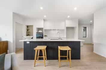 123 Waituarua Drive, Conifer Grove