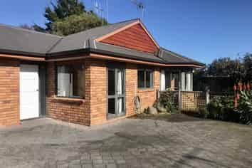 99A Silverdale Road , Hillcrest