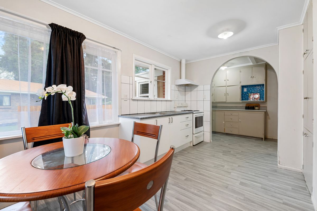 Peaceful Cul-de-Sac Living with Warmth & Convenience - Widok 3
