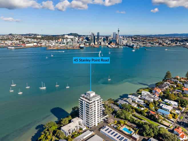 102/45 Stanley Point Road, Devonport
