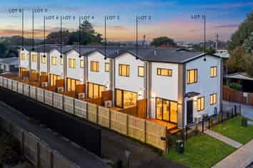8/50 Jillian Drive, Ranui