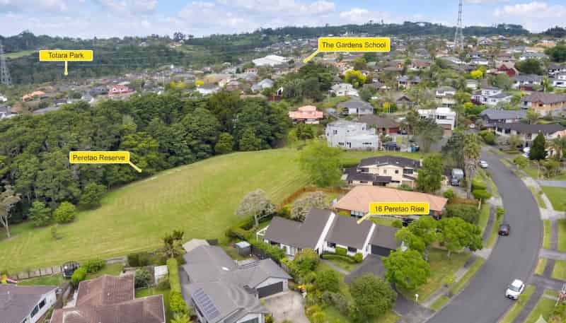 16 Peretao Rise, The Gardens