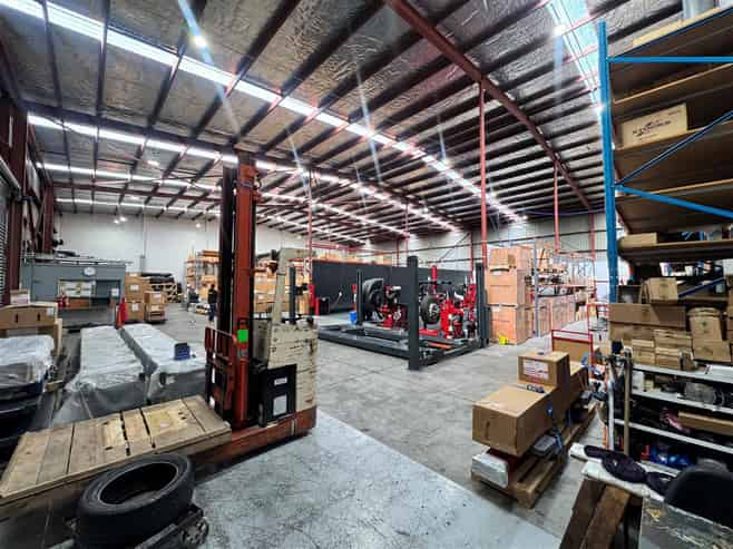 Mt Wellington High Stud Warehouse + Container Drop
