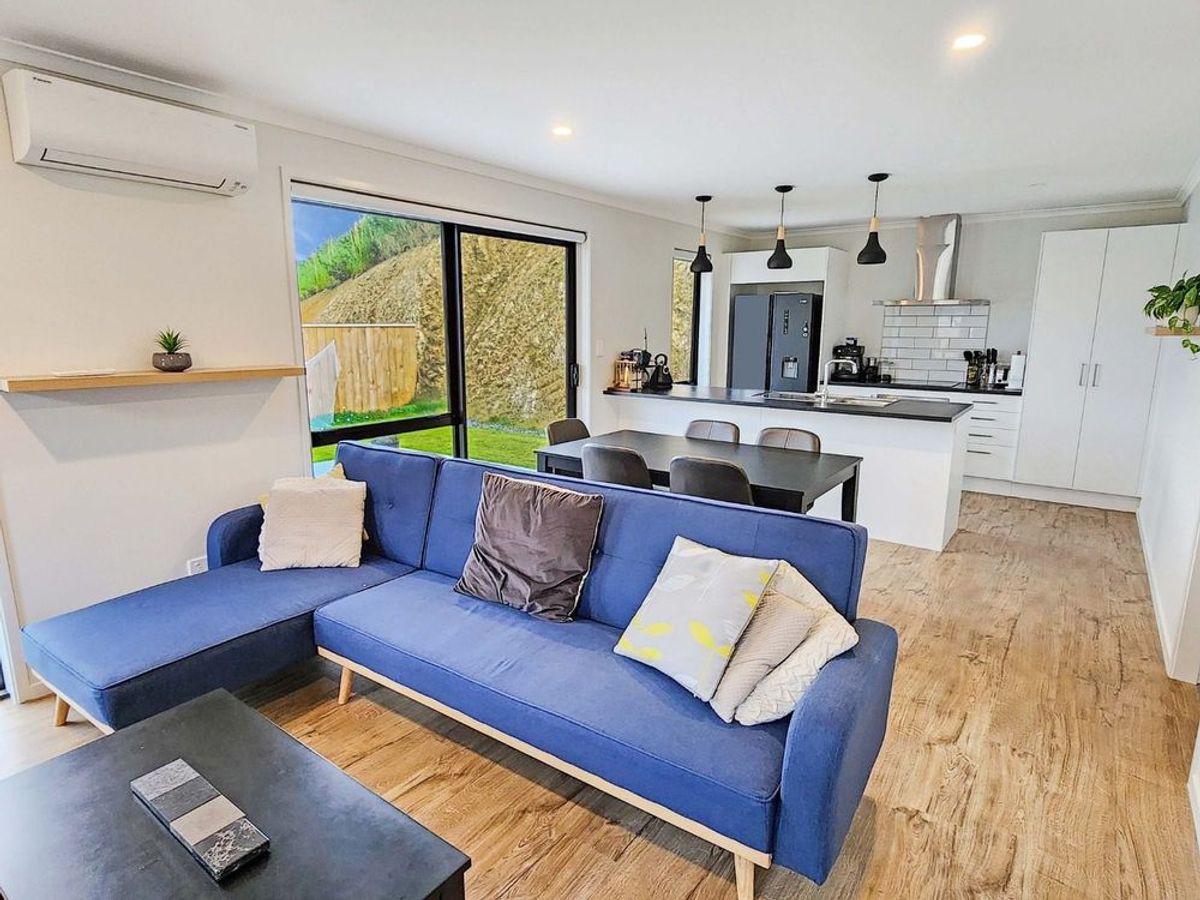 Wainuiomata 3 Bedrooms - Widok 6