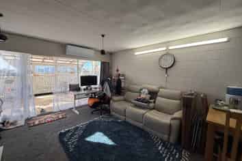 2/28 Tui Road, Papatoetoe