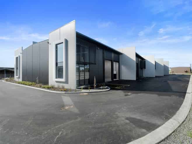 Industrial Space Near The Base