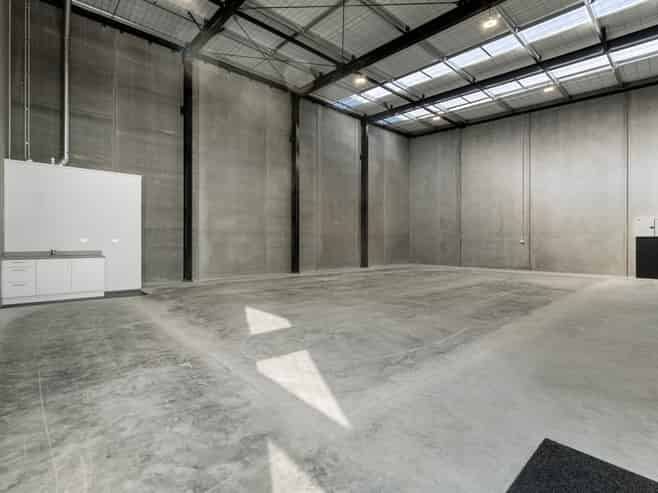 Industrial Space Near The Base