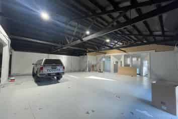 Rare Takapuna Industrial Units