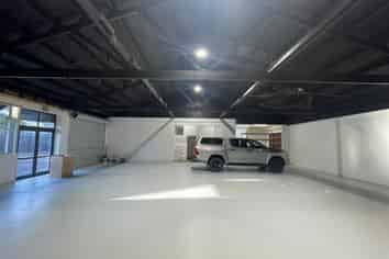 Rare Takapuna Industrial Units