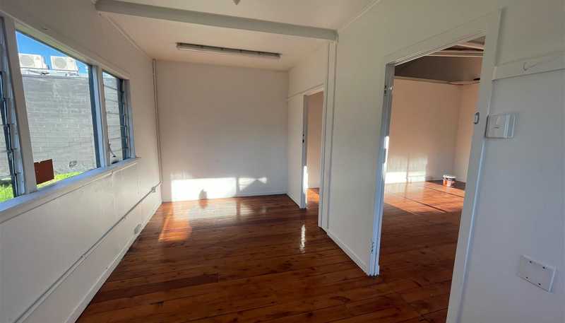  Unit 1, 46B Taharoto Road, Takapuna