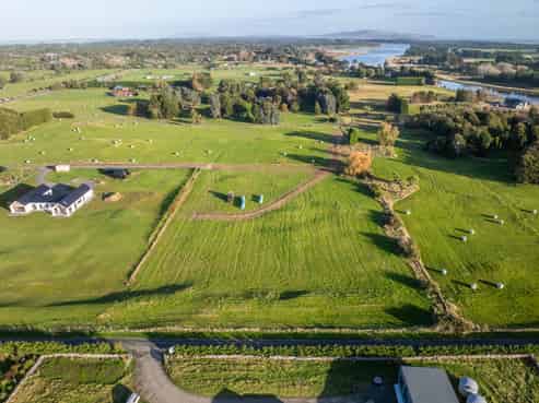 79 Otatara Road, Otatara