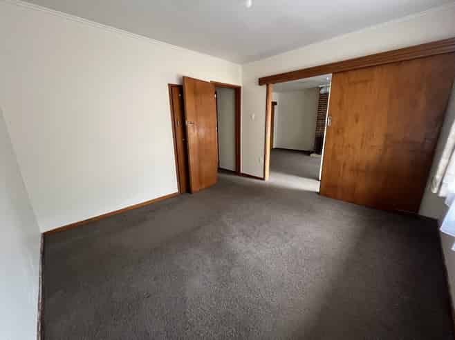 2/15 Dawson Street, Hamilton East