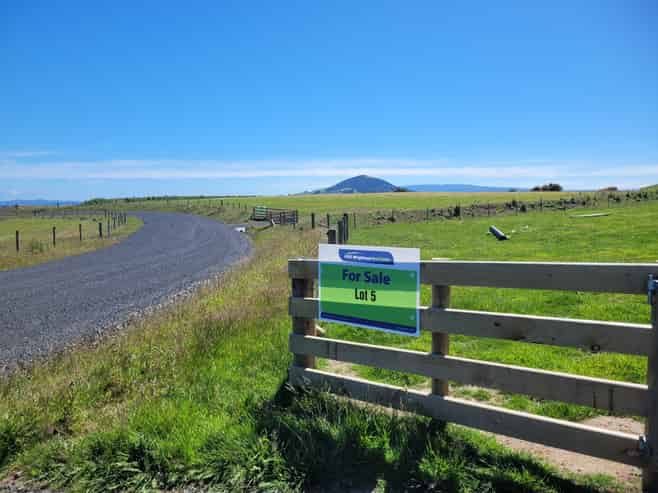 Lot 5 McKenzie Drive, Green Island