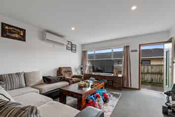 25A Phillip Street, Victoria