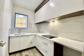 5 Cloonlyon Drive, Flat Bush