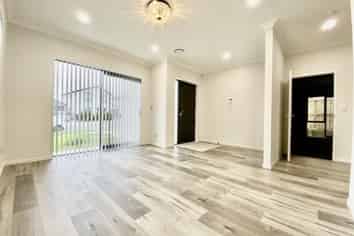 5 Cloonlyon Drive, Flat Bush