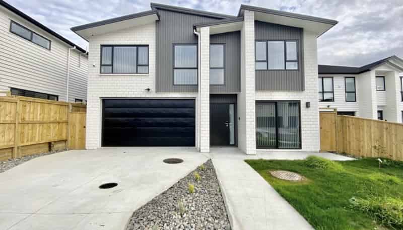 5 Cloonlyon Drive, Flat Bush