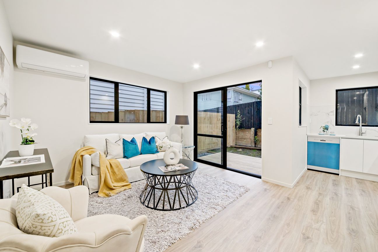 Freehold Lifestyle - 3 Beds, 2.5 Bath New Build - Widok 2