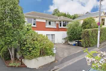 Rm 5/9 Frame Street, North East Valley
