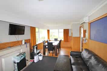 Rm 5/9 Frame Street, North East Valley