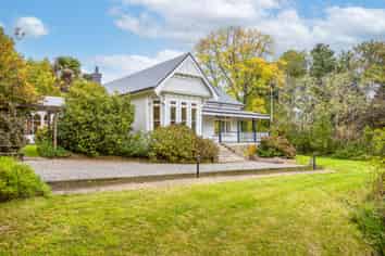 186 Summerhill Road, Cust