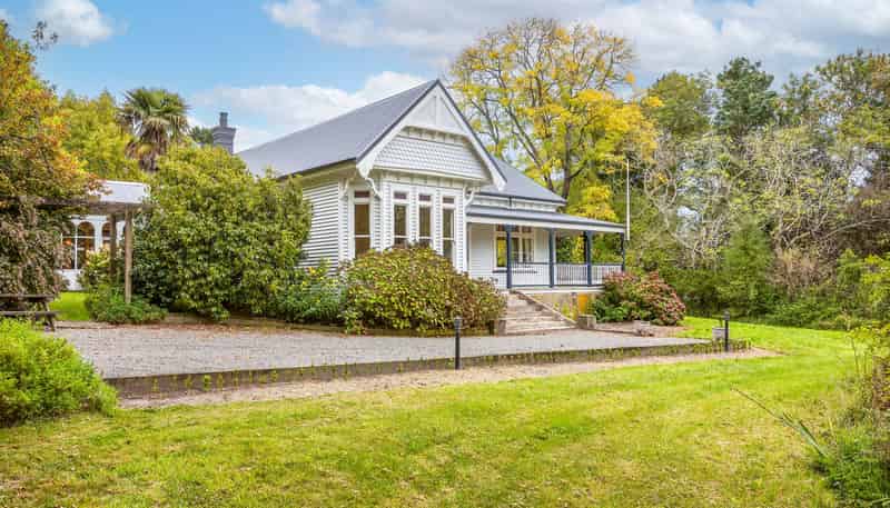 186 Summerhill Road, Cust