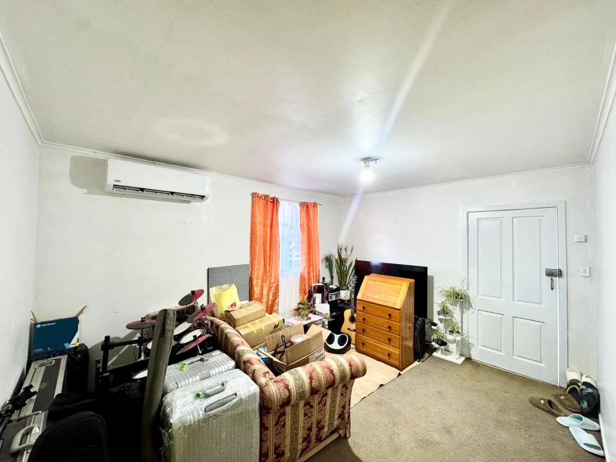 Spacious 3-Bedroom Family Home in Desirable Titirangi, Auckland - Ansicht 4