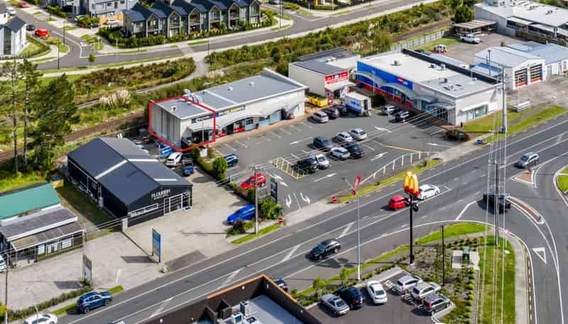 8/329A Main Road, Huapai
