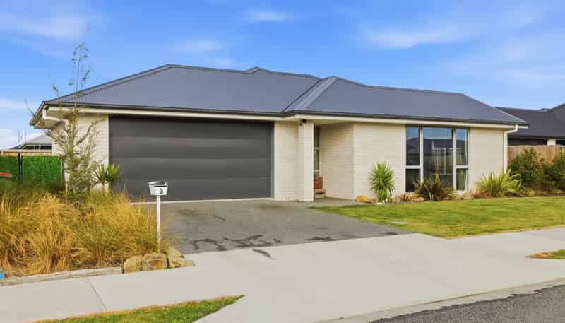 3 Yates Place, Amberley