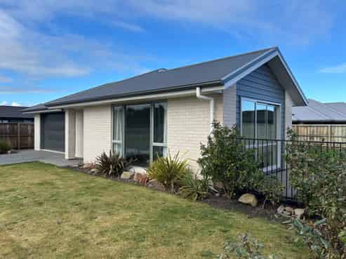 3 Yates Place, Amberley