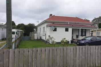 81A De Lautour Road, Inner Kaiti