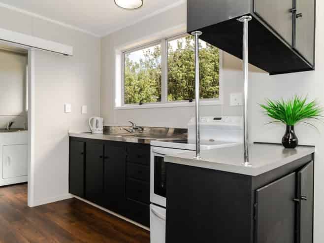 6 Cherry Tree Place, Massey