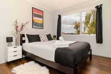 6 Cherry Tree Place, Massey
