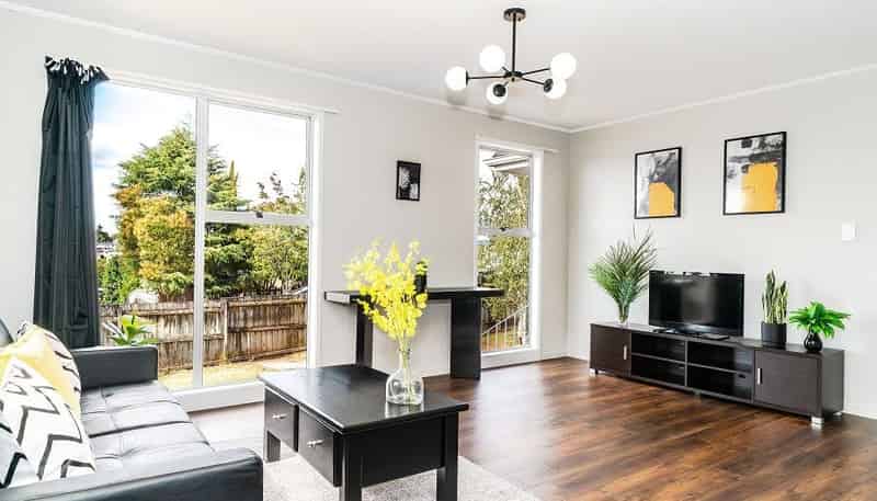 6 Cherry Tree Place, Massey