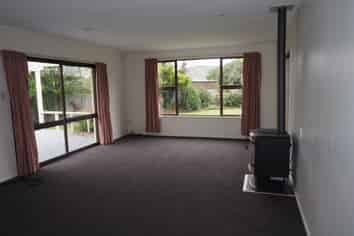 2 Maynard Place, Ashburton