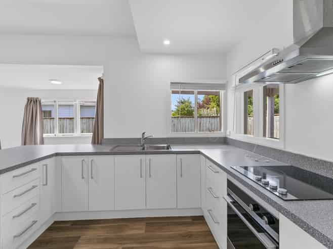 88 Queenwood Road, Levin