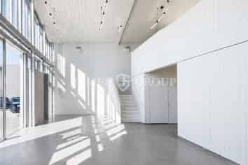 PRIME MORNINGSIDE SHOWROOM AND OFFICE