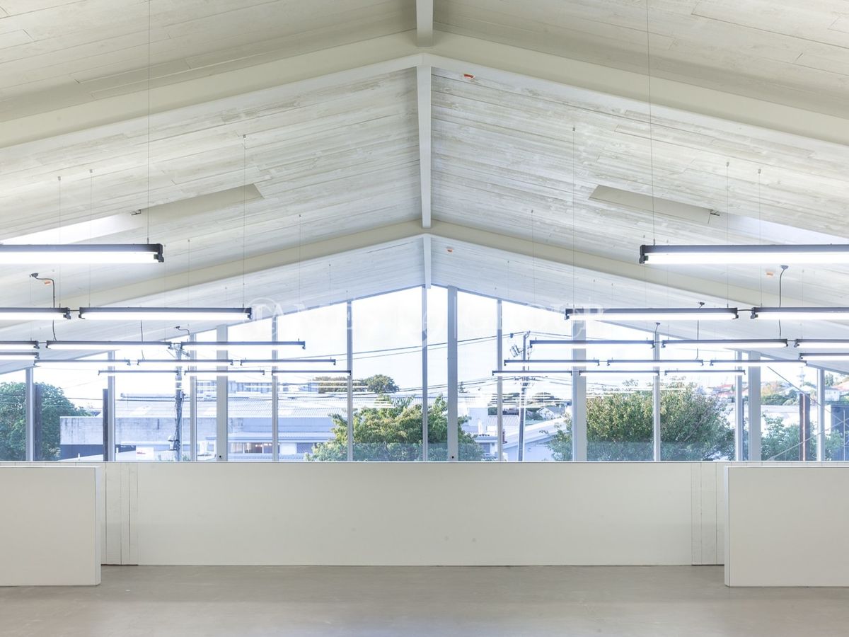 PRIME MORNINGSIDE SHOWROOM AND OFFICE - Mehr