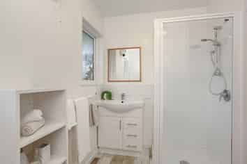 16B Cashmere Road, Cashmere