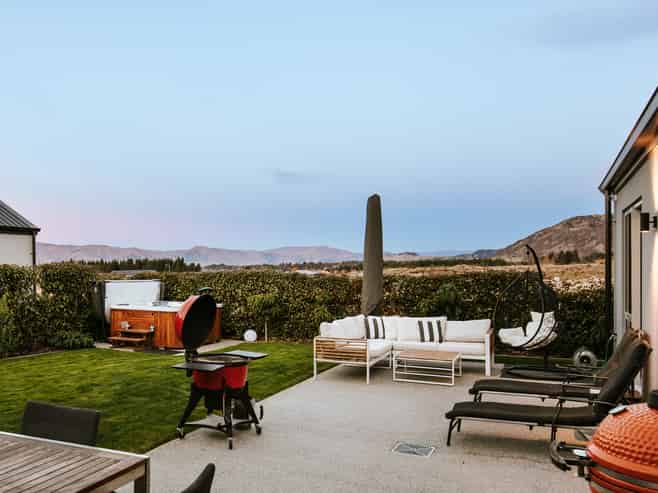8 McDonald Street, Wanaka