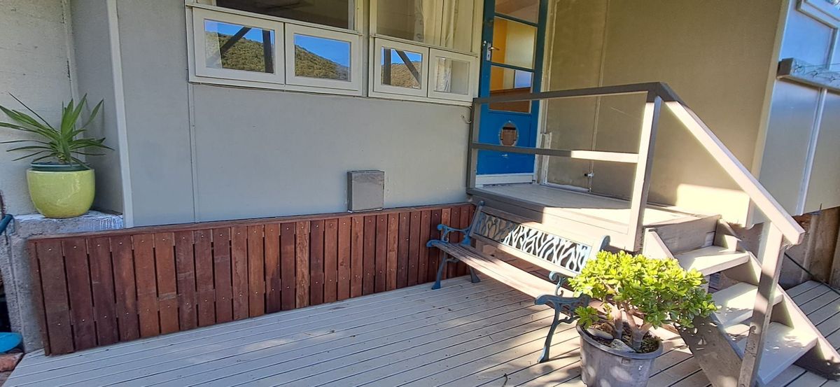 Private 1 Bedroom Flat with Views - Power Included - Widok 3