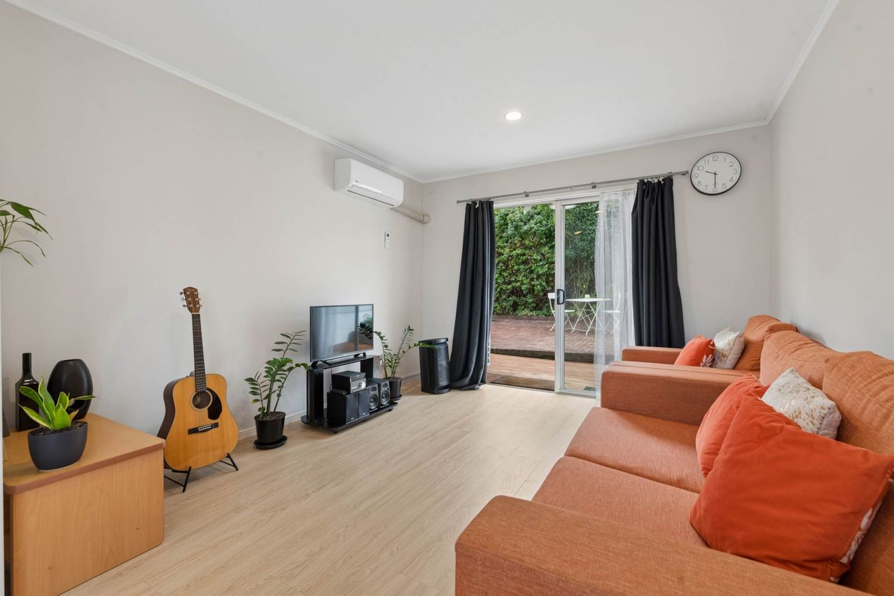 Solid Brick, Sunny Aspect - Ansicht 3