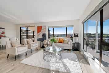 64 Shakespear Road, Army Bay
