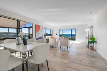 64 Shakespear Road, Army Bay