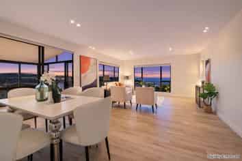 64 Shakespear Road, Army Bay