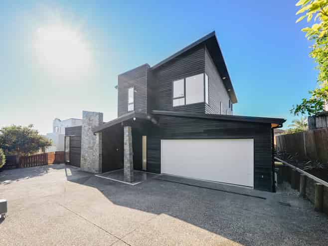 80 Medallion Drive, Oteha