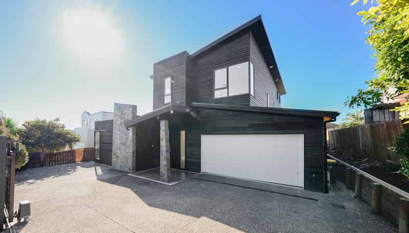 80 Medallion Drive, Oteha