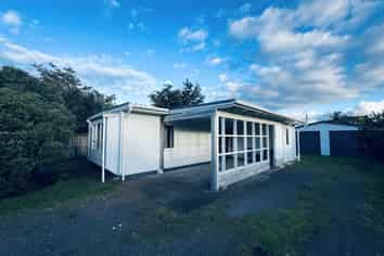 24 White Street, Whitianga