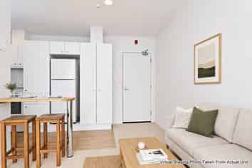 37/8 Clayton Street, Newmarket